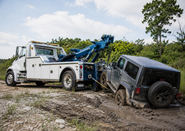 4x4 Recovery and Off-Road Towing